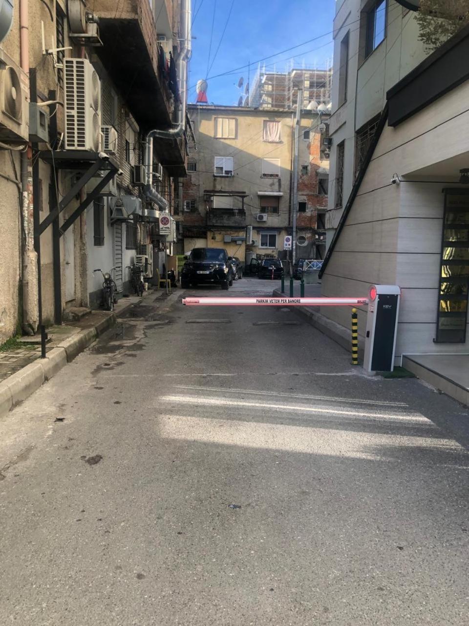 3M Urban Stay Tirana Esterno foto